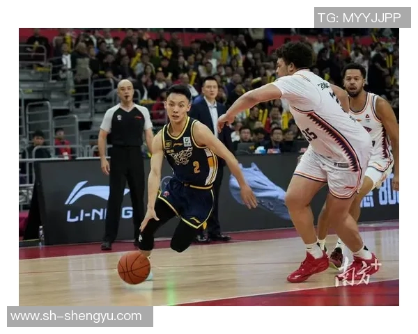 CBA精彩对决广东队力克上海队展现强大实力